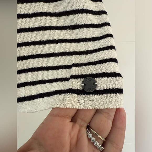 Numph Lightweight Striped Knit Crewneck, size large. - Picture 5 of 8